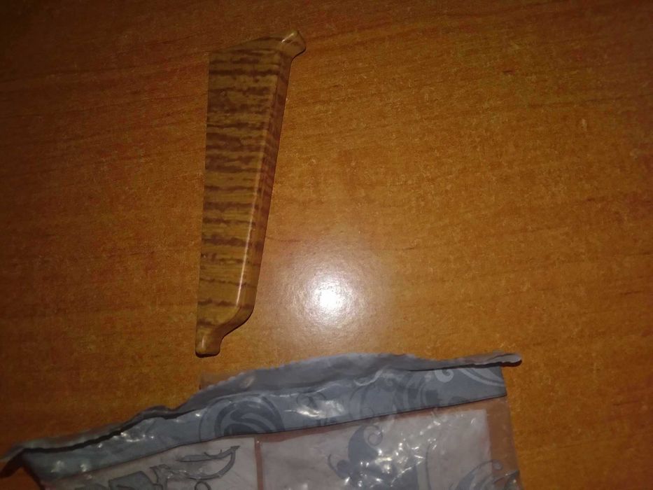 Zakończenie listwy przypodłogowej Dąb Antyczny EVO Korner prawe PVC