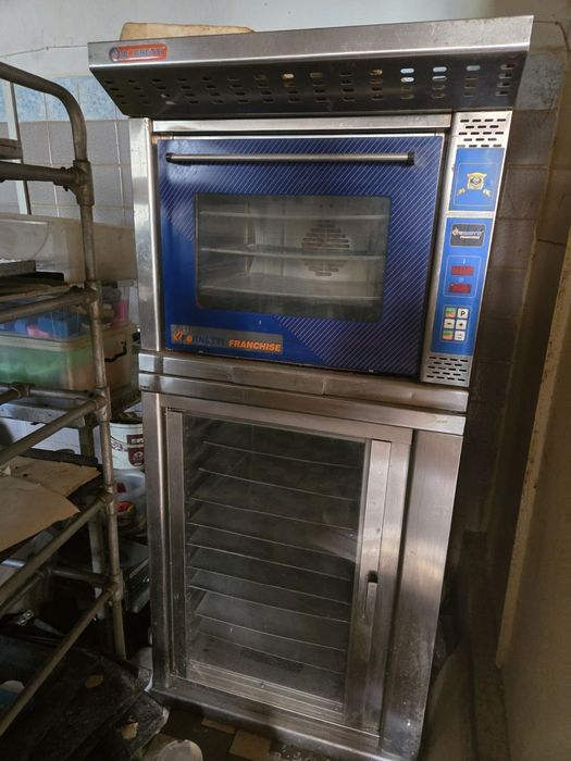Продам холодильні вітриниі
