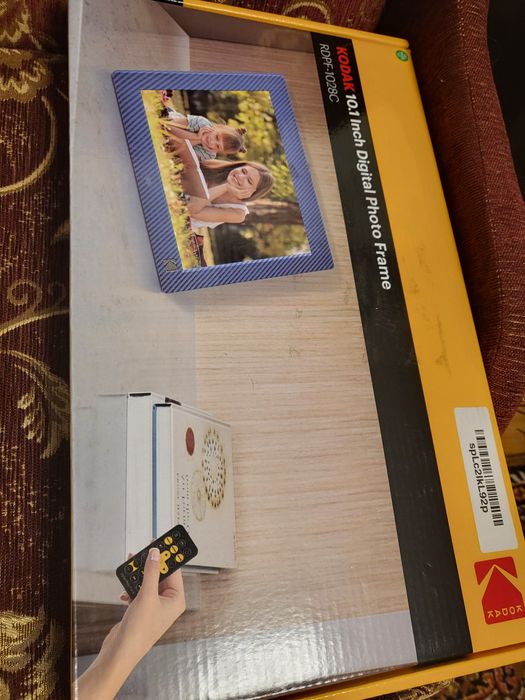 Цифрова фоторамка Kodak rdpf-1028C