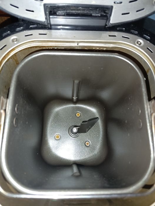 Продам хлебопечь Сатурн на запчасти