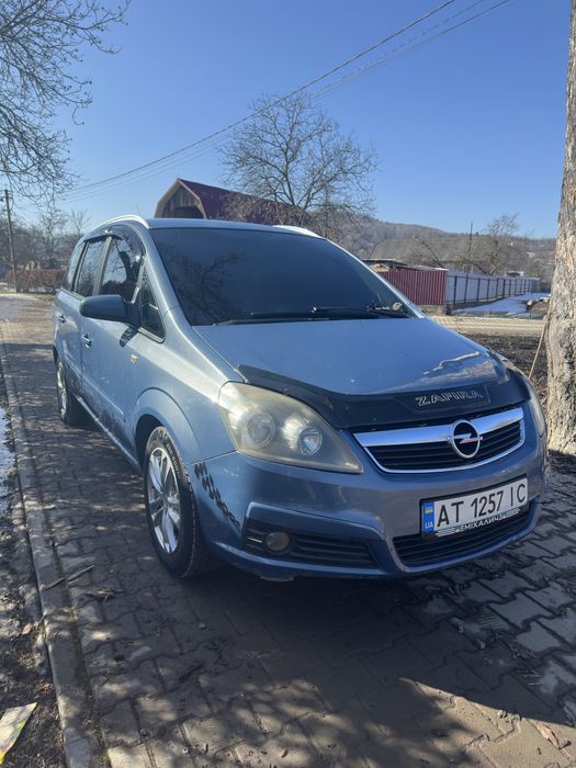 Opel Zafira 1.8 газ/бензин