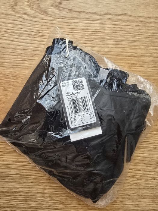 Nowy Strój jednoczęściowy Adidas solid tape suit rozmiar 40 Damski