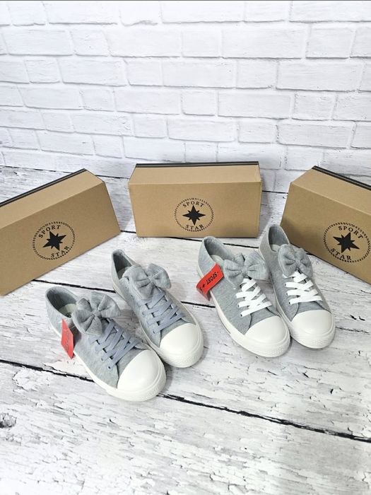 Nowe trampki damskie z kokardą