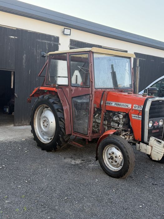 Sprzedam Massey ferguson 235