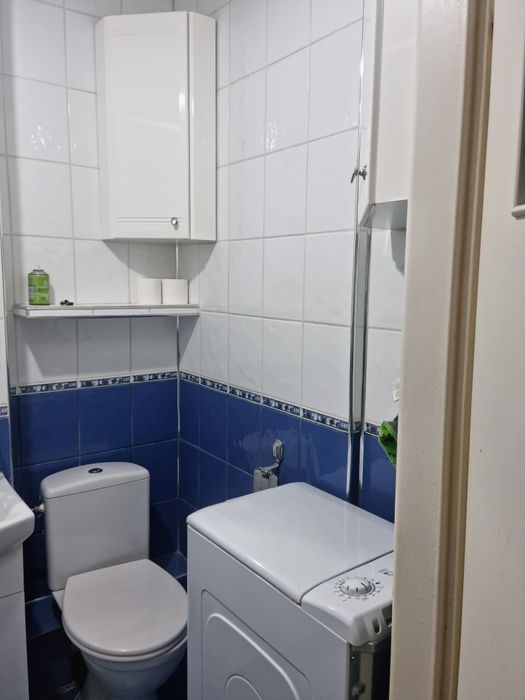 Duży pokój 17m2 z balkonem niedaleko Metra Wilanowska