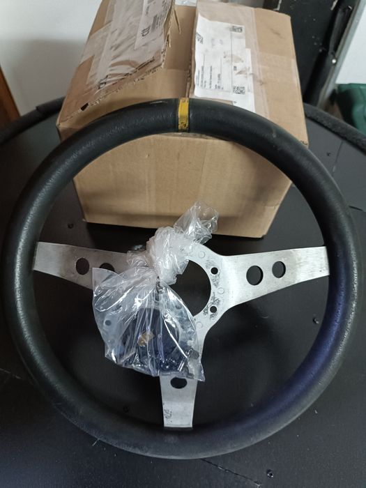 Volante Isotta 330 mm