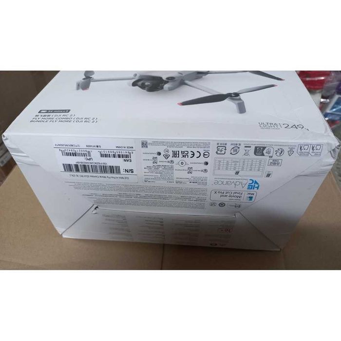 O drone DJI Mini 4 Pro vem com o seu combo Fly More e RC