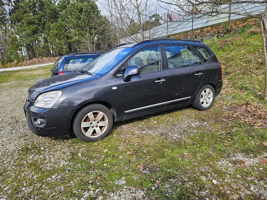 Kia Carens para peças