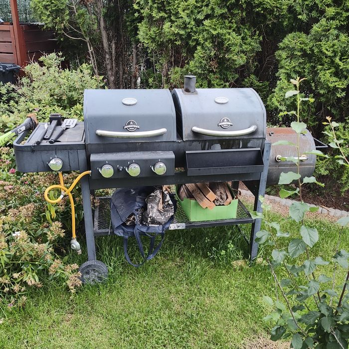 Grill wędzarnik gazowy węglowy