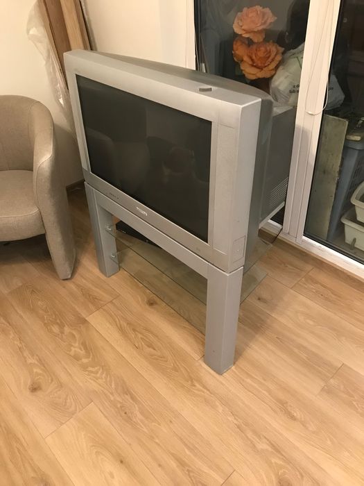 Telewizor philips kineskopowy ze stolikiem rtv