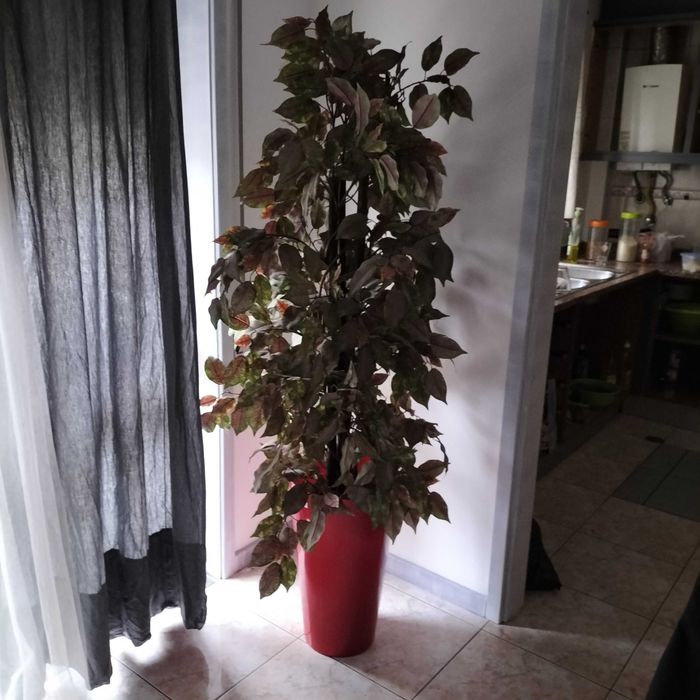 Árvore decorativa artificial