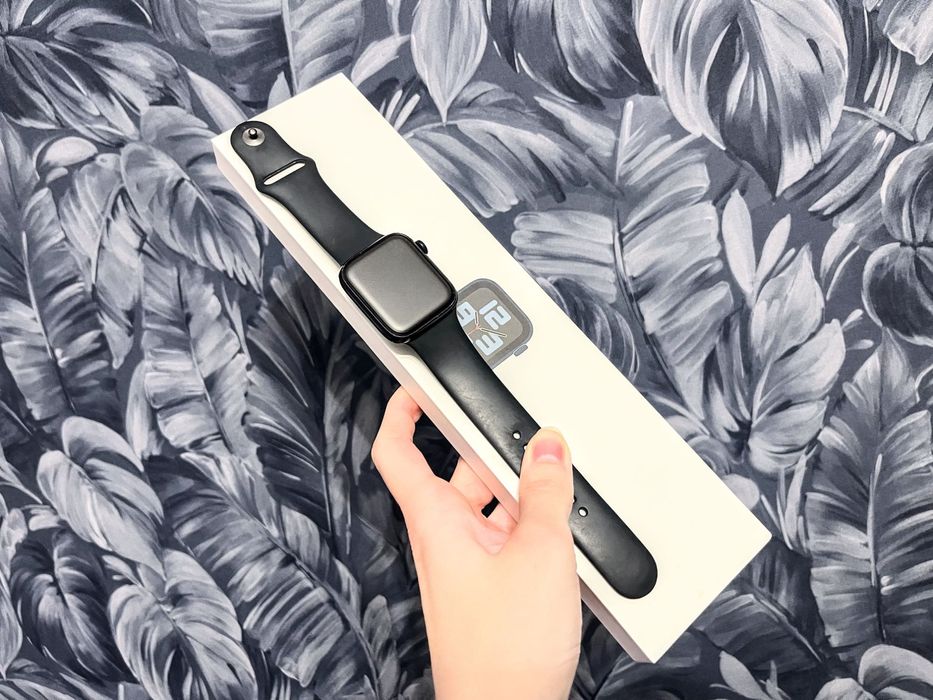 Apple Watch SE 2 (44 mm) шикарное состояние! А2723