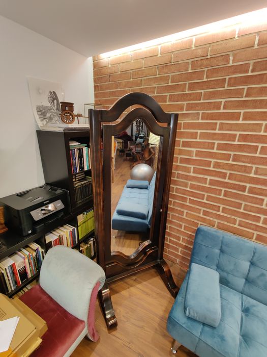 Espelho Toucador Antigo em Madeira Maciça – Peça Rara e Elegante