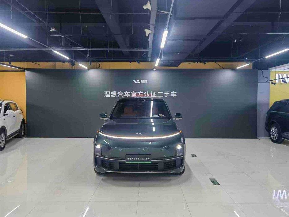 Li Auto L9 Ultra 2025 Edition (електромобіль із бензиновим генератором)  з ПДВ
