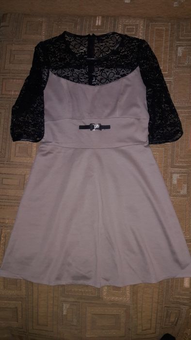 Нарядное платье р. 46-48