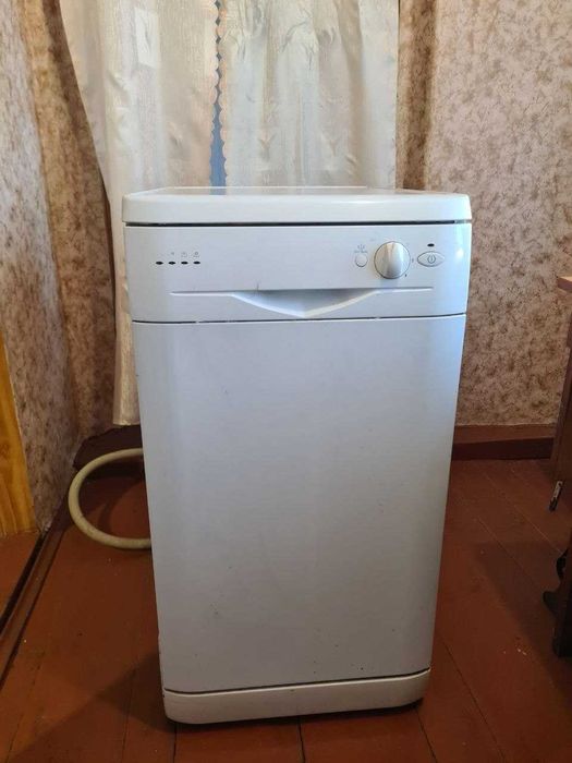 посудомийна машина indesit 45 см