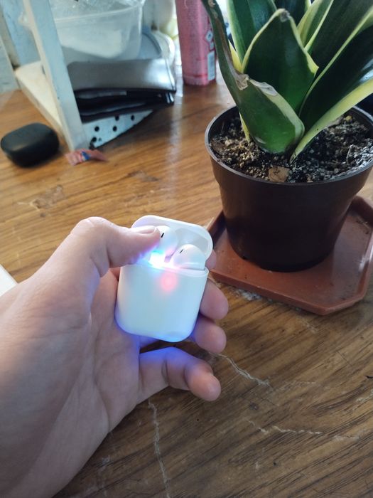 Airpods  6 pro  l