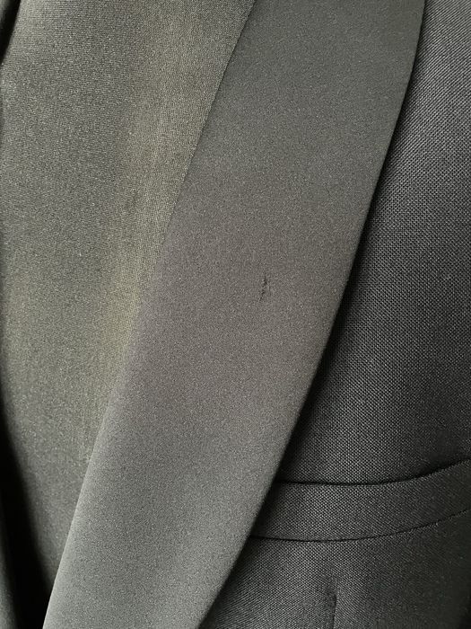 Czarna marynarka smokingowa męska