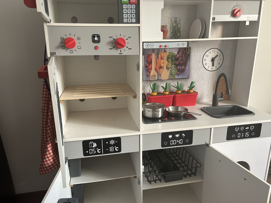 Cozinha do Lidl com conjuntos