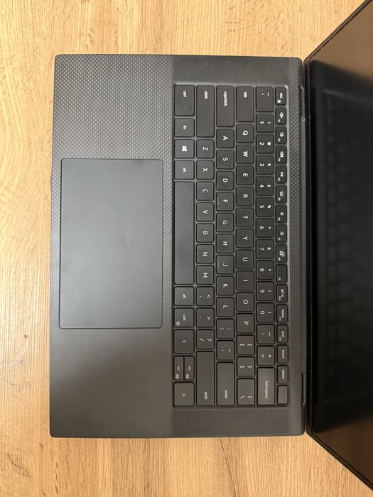 Dell XPS 9500 на запчастини