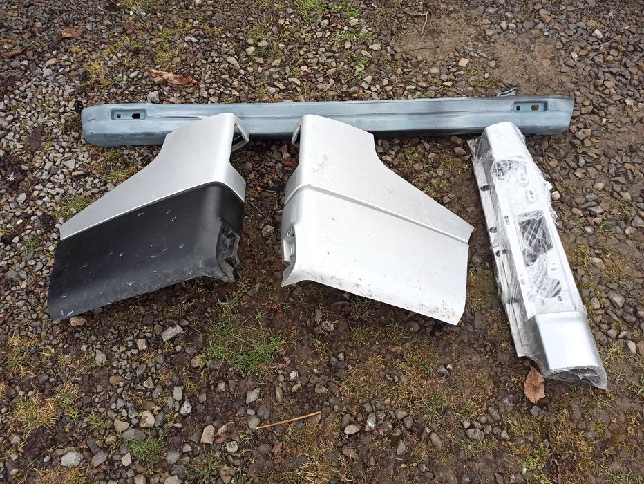 Бампер задній Клик Opel Vivaro III Renault Trafic 3 Задний бампер Клык