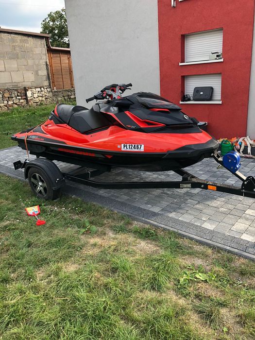 Rxp 300 RS z flybordem