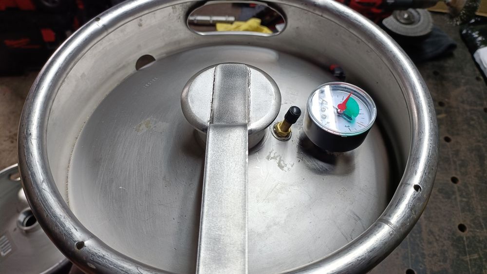 Beczka keg kega do piwa po piwie podpiwek
