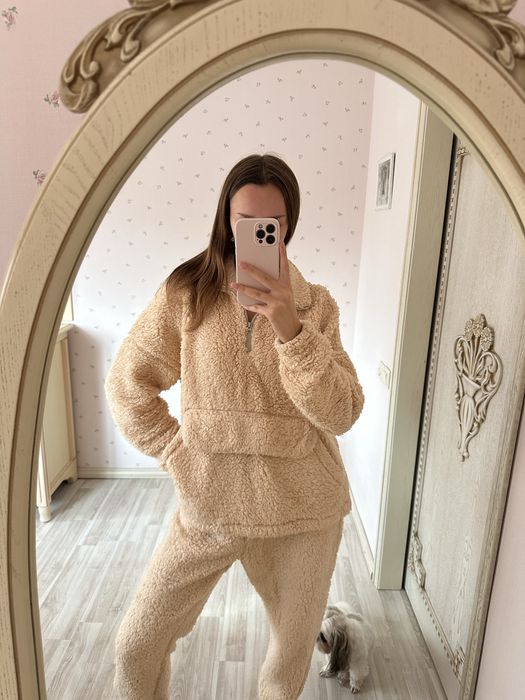 Теплі костюми рожевий та беж