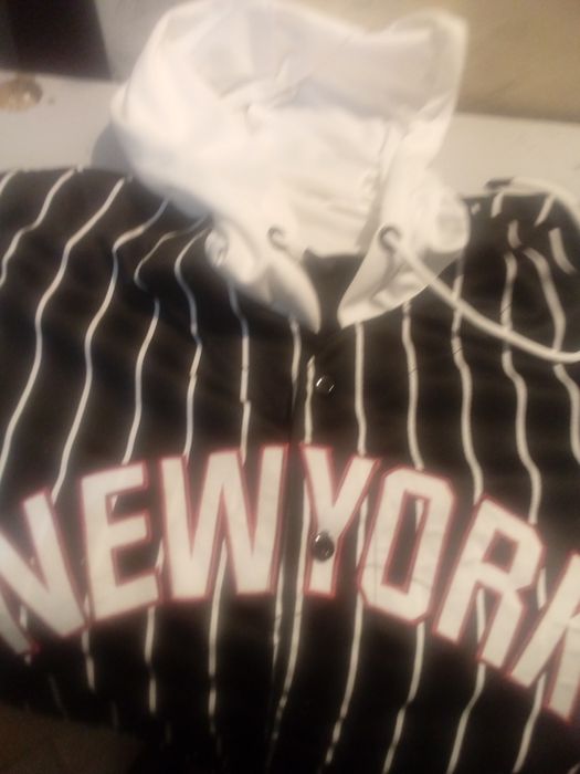 T shirt camisola, XL nova.Americana