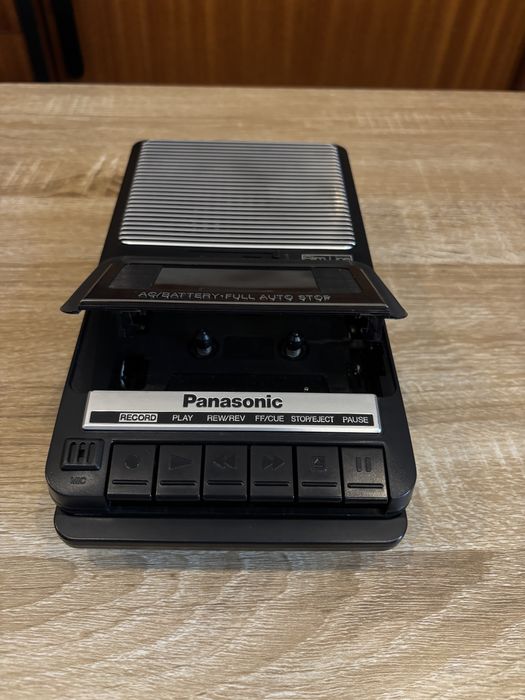 Magnetofon ITT, Panasonic