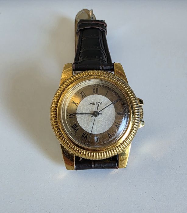 Rakieta paketa raketa zegarek