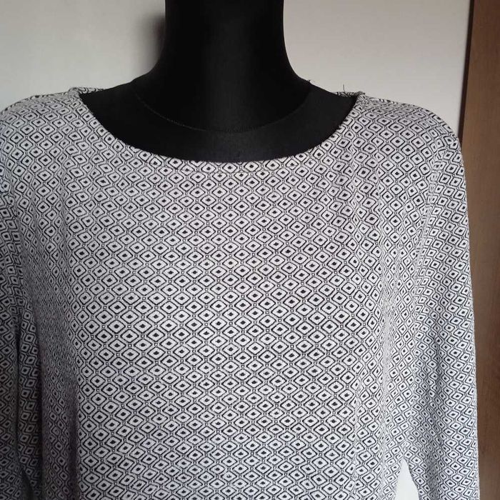 C&A sukienka dzianina czarno biały wzór r. 54