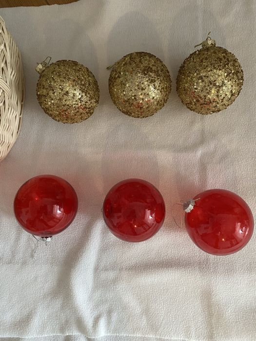 Продам елку , игрушки