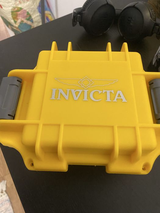 Relogio invicta original.