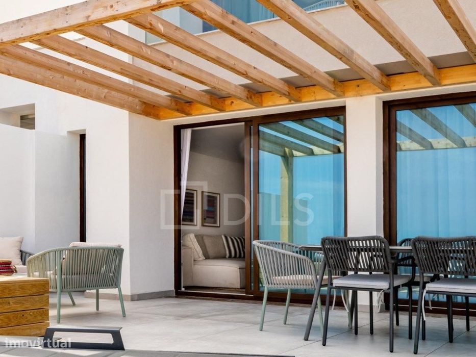 Apartamento T2+1 novo, com piscina, em Porto Covo