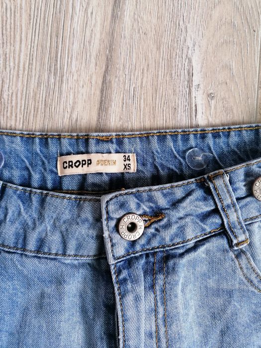 Spodenki Cropp r. XS