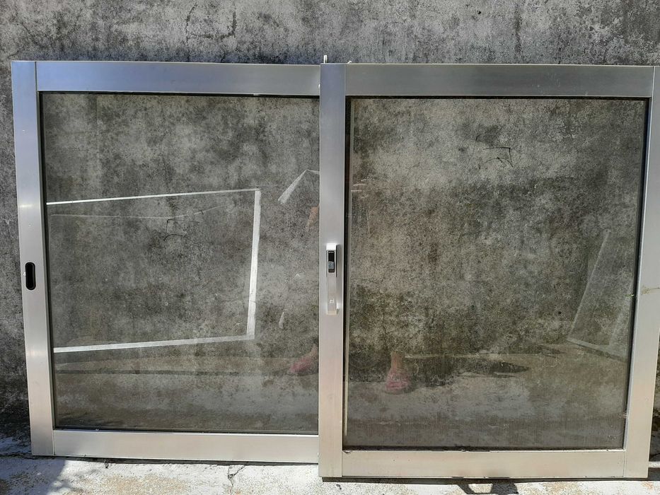 janelas com caixilho64564042723970123