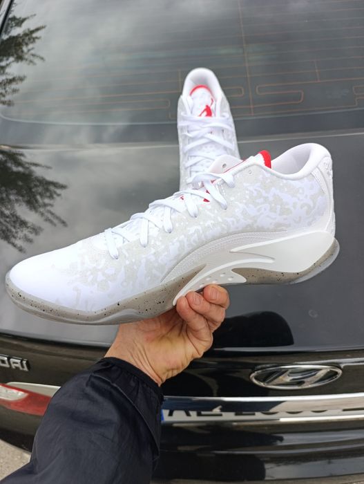 Air Jordan Zion 3 White original p. 48,5(32) нові