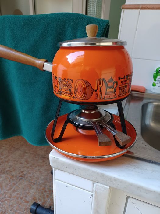 Foundu da Rost Frei434038679504824320