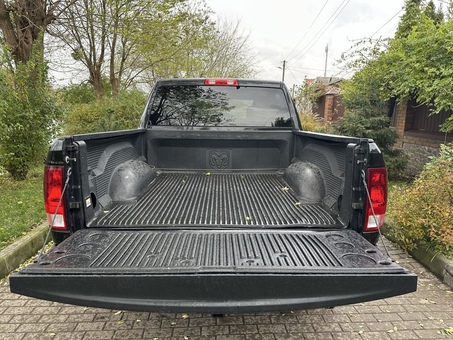 Продам легковой пикап 6 мест DODGE RAM 1500 в идеальном состоянии