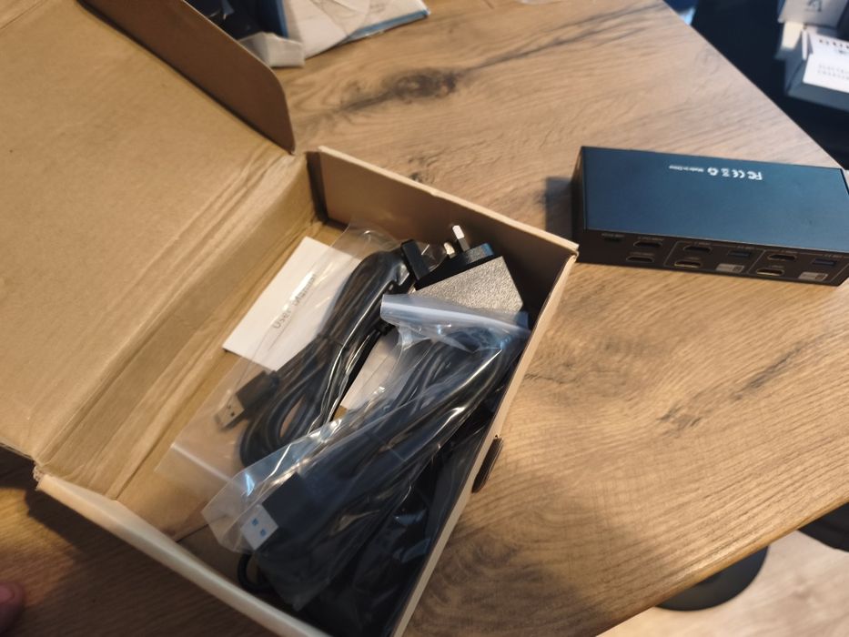 Przełącznik KVM Switch  HDMI USB na dwa komputery
