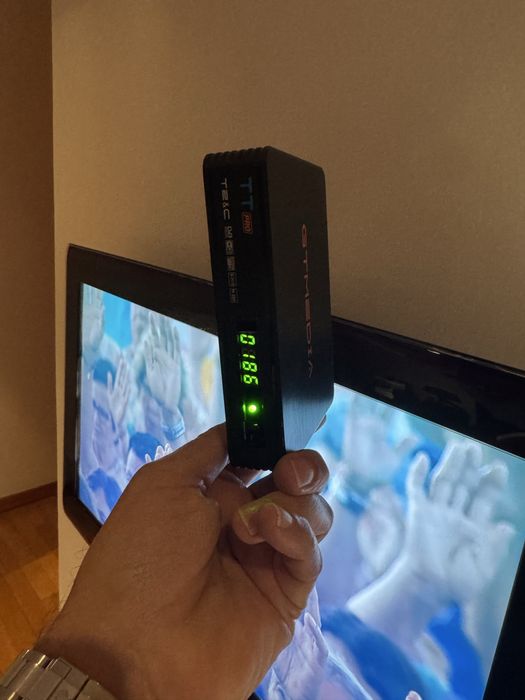 TV Televisao Samsung 32” LCD