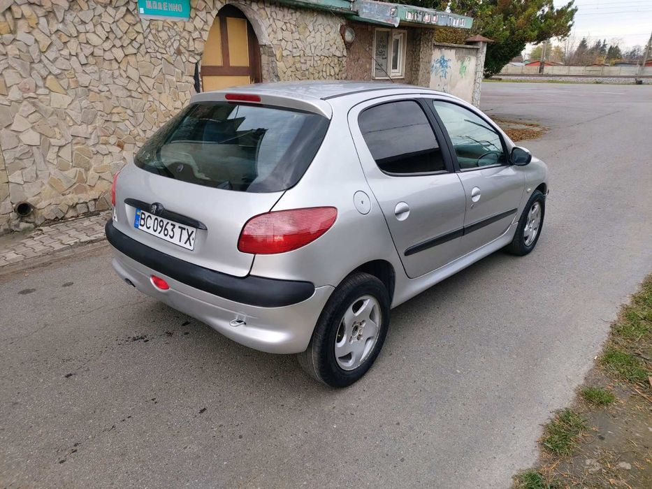 Пежо 206 автомат