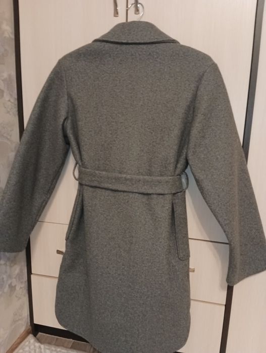 Пальто сіре 42/s