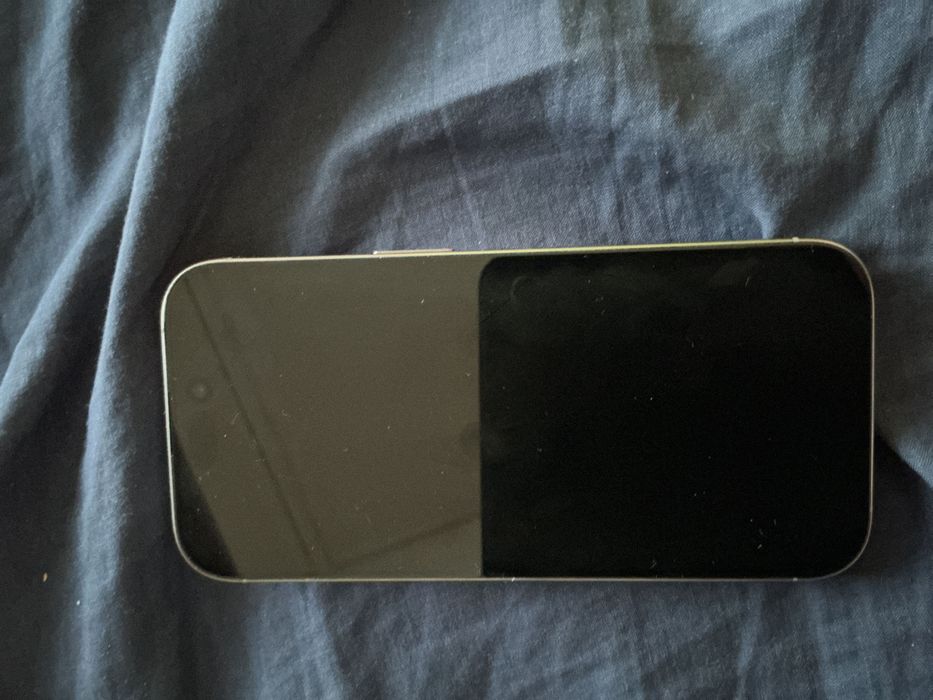 iPhone 16 pro seminovo