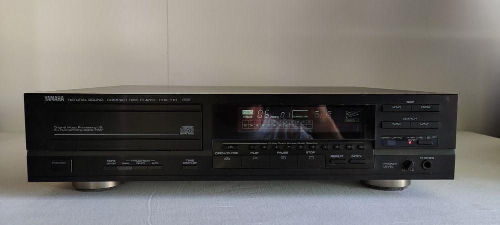 Odtwarzacz CD Yamaha CDX 710