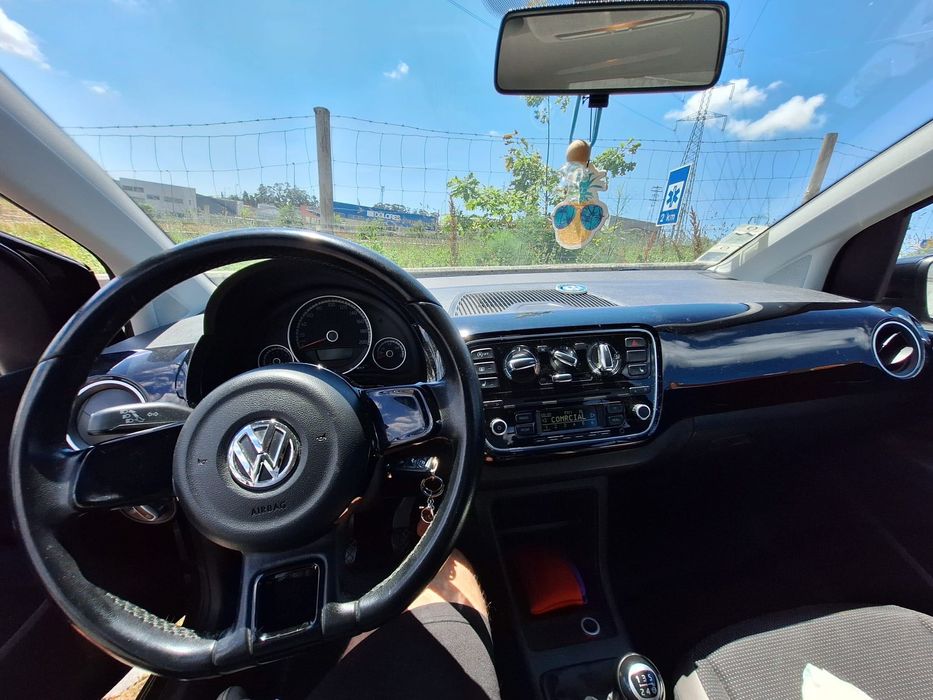 Carro VW Up! Bluemotion