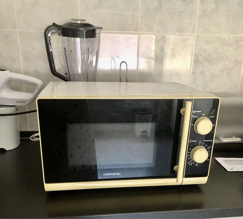 Microondas a funcionar bem marcs Confortec