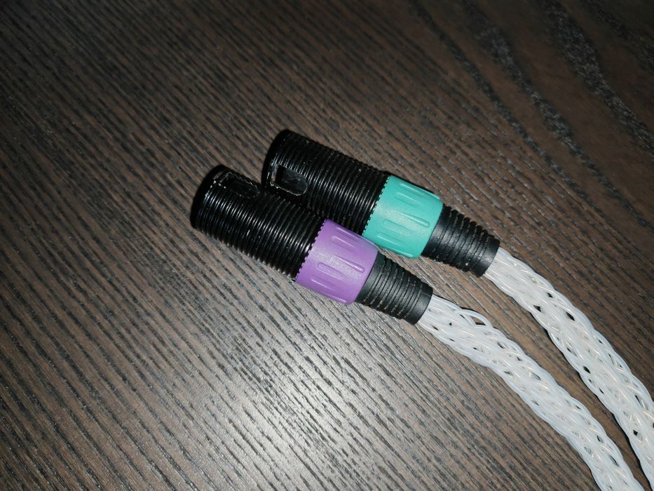 Cabos XLR Lavricables 18 core prata pura 50 cm