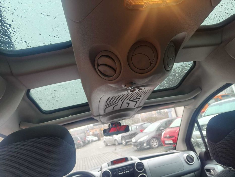 Citroen Berlingo XTR 1.6 Diesel 2011 rok.